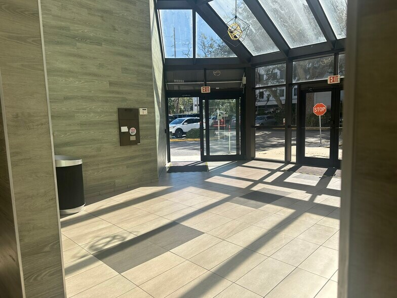 More Photos Of 4710 N Habana Ave, Tampa Medical For Sale