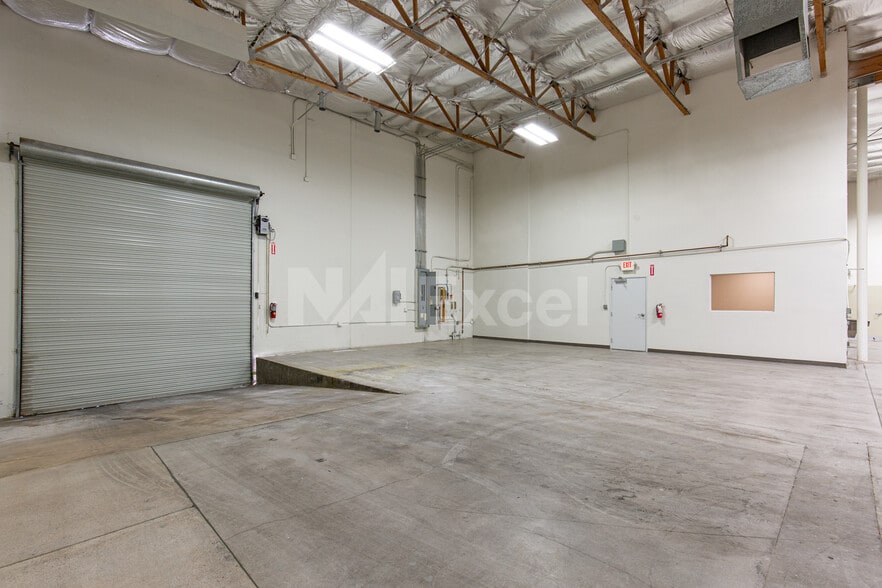 More Photos Of 3510 Cavaretta Ct, Las Vegas Warehouse For Lease