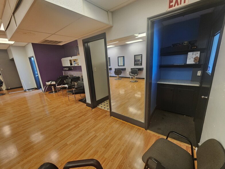 Primary Photo Of 17520 Virginia Ave, Hagerstown Freestanding For Lease