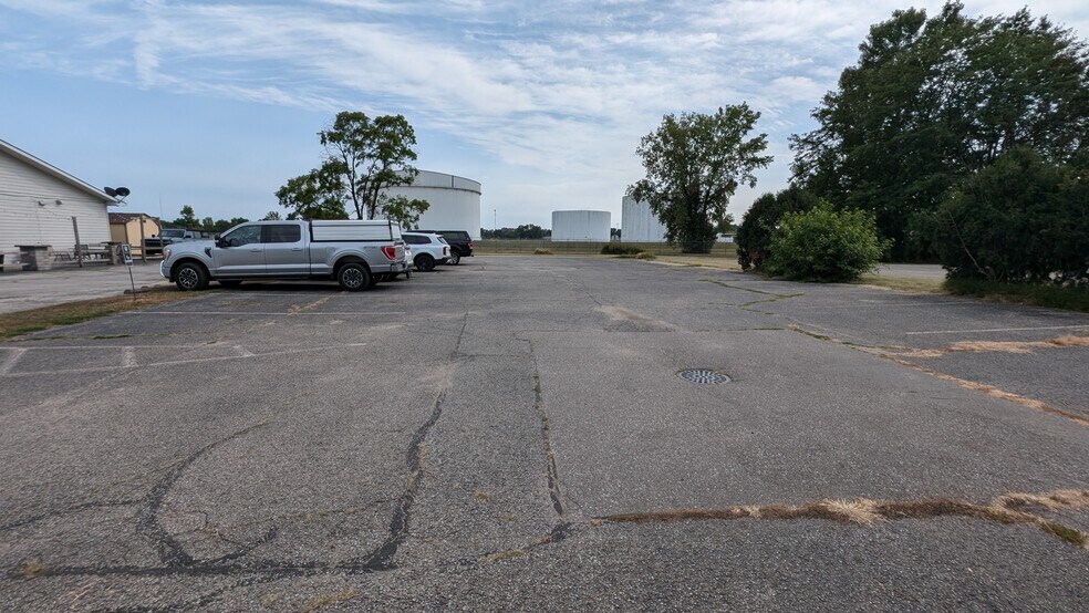 More Photos Of 12650 Adams Rd, Granger Freestanding For Lease