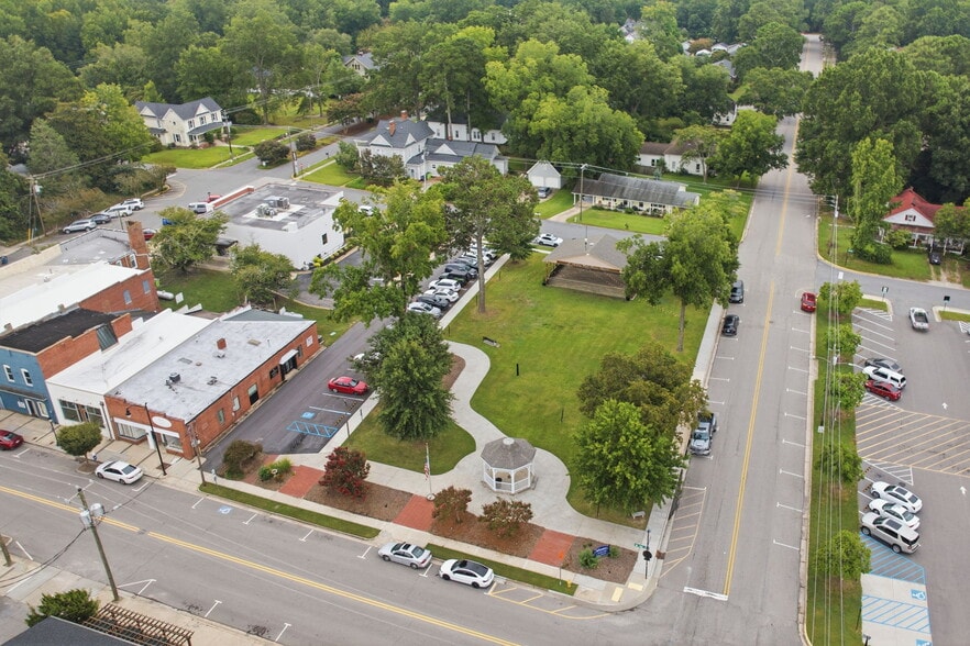 More Photos Of 17-19 W Second St, Wendell Specialty For Sale