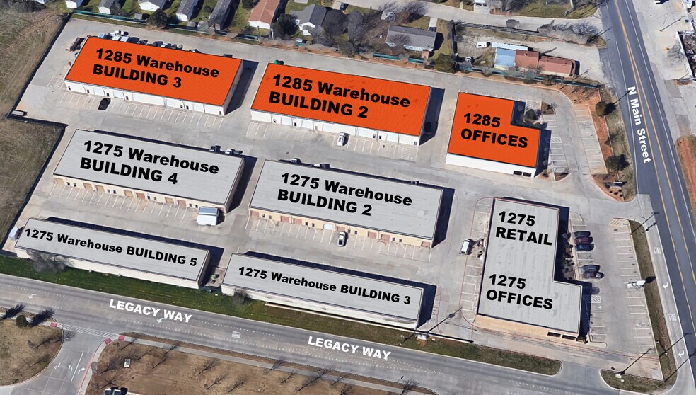 More Photos Of 1285 N Main St, Mansfield Showroom For Lease