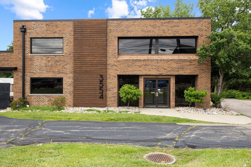 More Photos Of 3554 Blue Rock Rd, Cincinnati Loft Creative Space For Sale