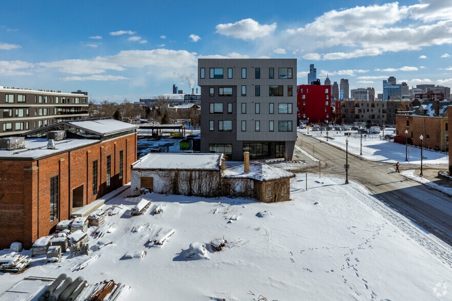 More Photos Of 3100 Brush St, Detroit Light Distribution For Lease