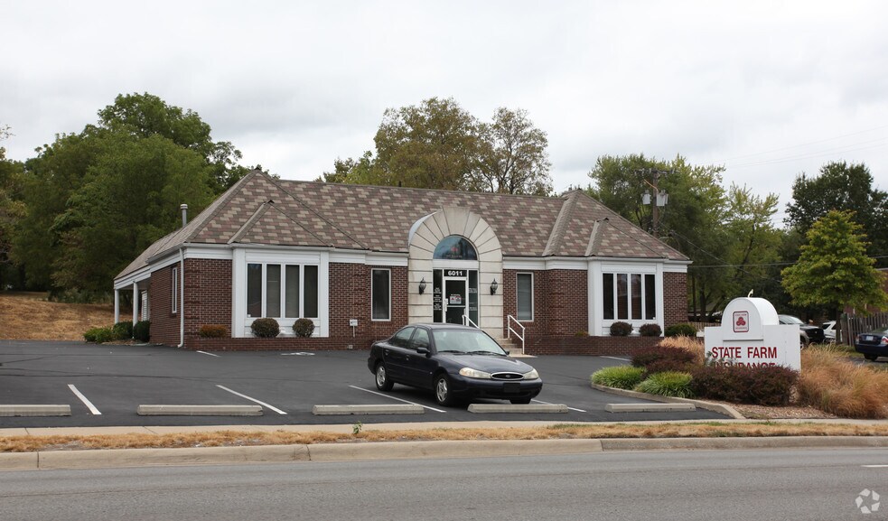 More Photos Of 6011 Nieman Rd, Shawnee Office For Lease