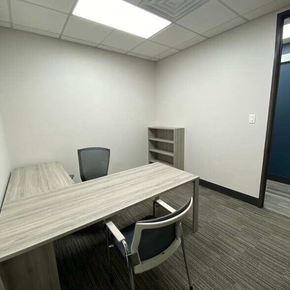 More Photos Of 3029 S Sherwood Forest Blvd, Baton Rouge Loft Creative Space For Lease