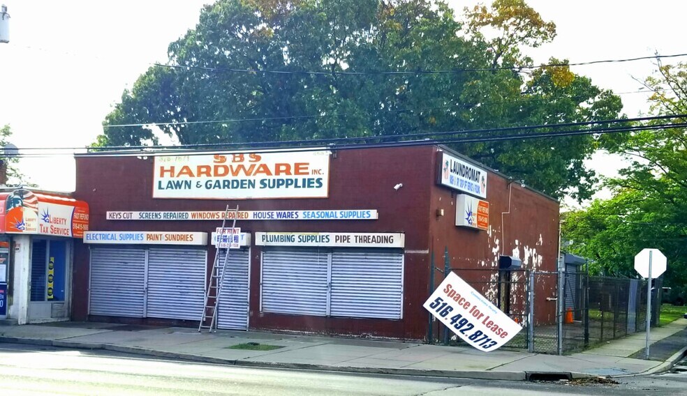 More Photos Of 455 Nassau Rd, Roosevelt Storefront Retail Office For Lease