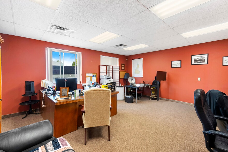 More Photos Of 984 Charles St, North Providence Office For Sale