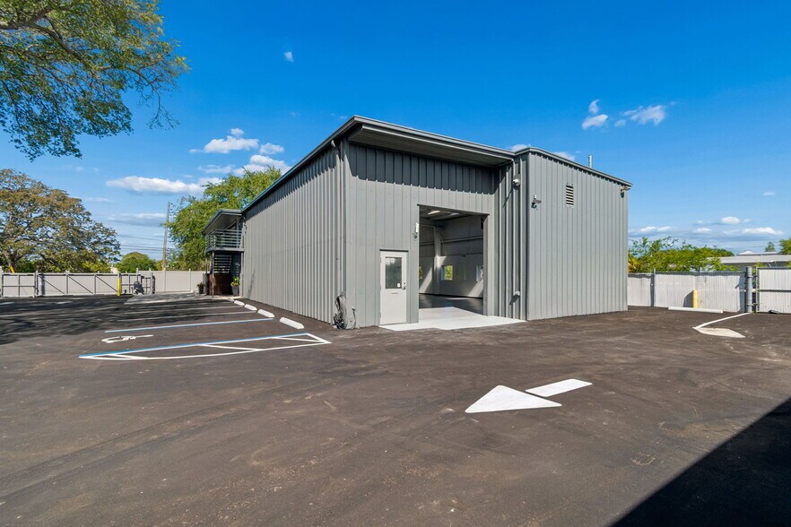 More Photos Of 1453 S Martin Luther King Jr Ave, Clearwater Warehouse For Sale