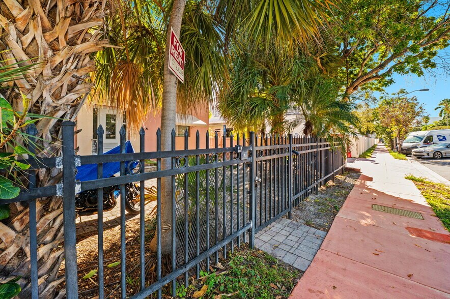 More Photos Of 1335 Drexel Ave, Miami Beach Apartments For Sale