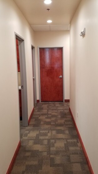 More Photos Of 5700 W Chandler Blvd, Chandler Coworking Space