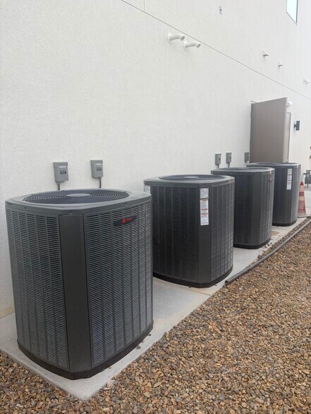 More Photos Of 2882 E Russell Rd, Las Vegas Office For Sale