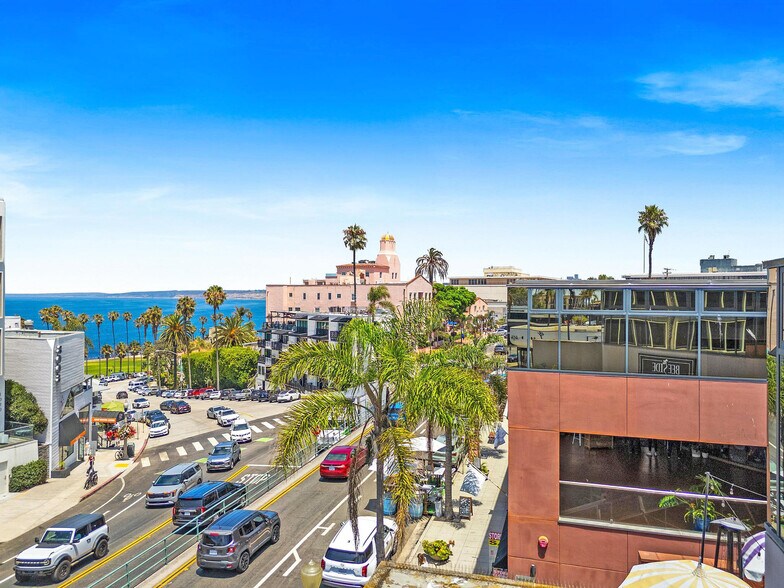 More Photos Of 1025 Prospect St, La Jolla General Retail For Sale