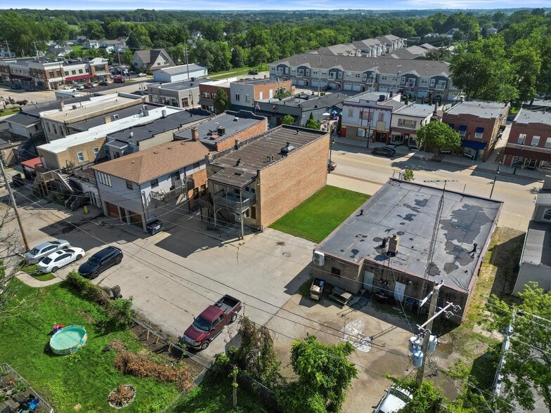 More Photos Of 1020 Main St, Union Grove Storefront Retail Residential For Sale