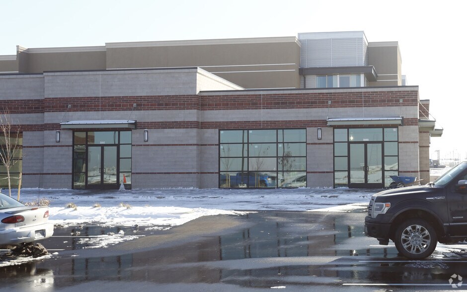 More Photos Of 5080-5096 N Central Park Blvd, Denver Storefront For Lease