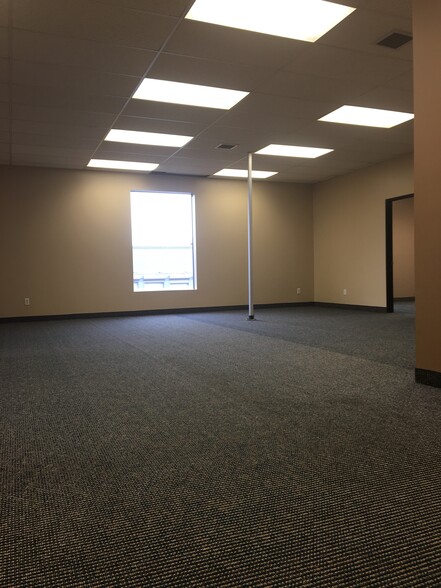 More Photos Of 15241 Stony Plain Rd NW, Edmonton Storefront Retail Office For Lease