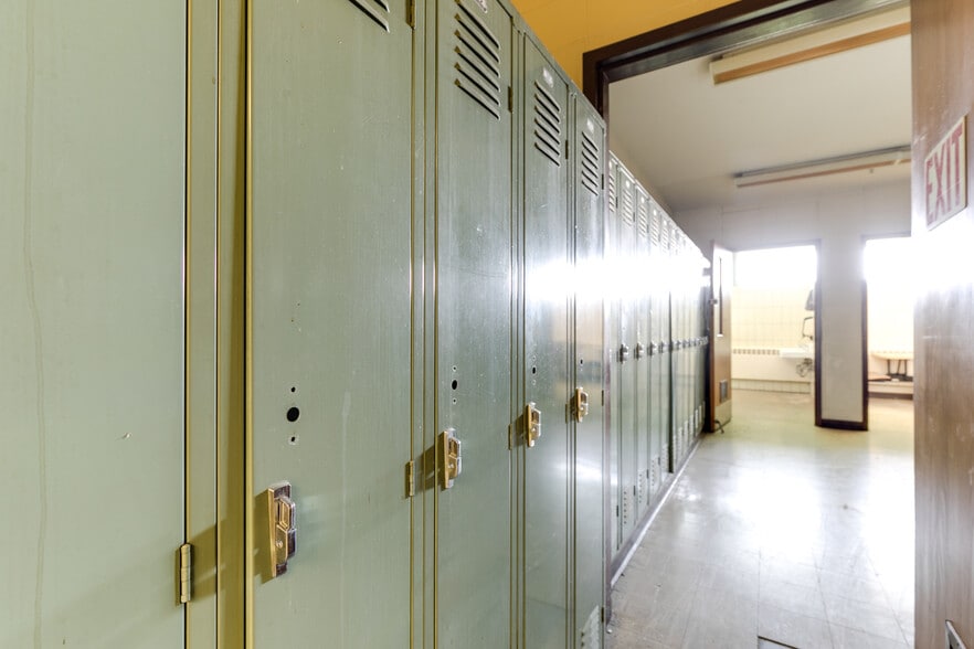 More Photos Of 3405 Commerce Rd, Richmond Warehouse For Sale