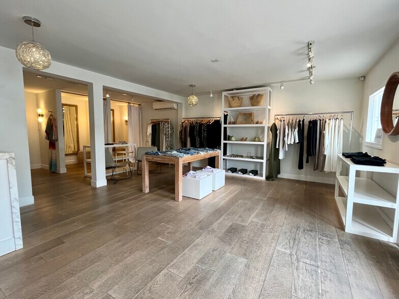 More Photos Of 208 Monterey Ave, Capitola Storefront For Lease