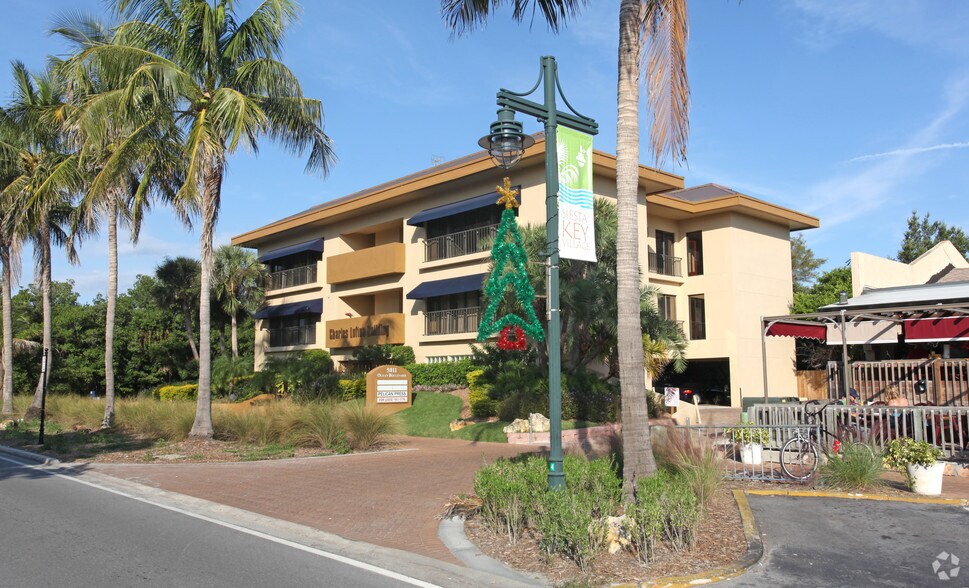 Primary Photo Of 5011 Ocean Blvd, Sarasota Office For Lease