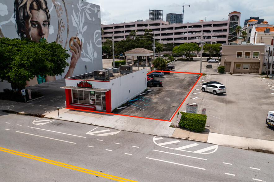 Primary Photo Of 315 Fern St, West Palm Beach Fast Food For Lease