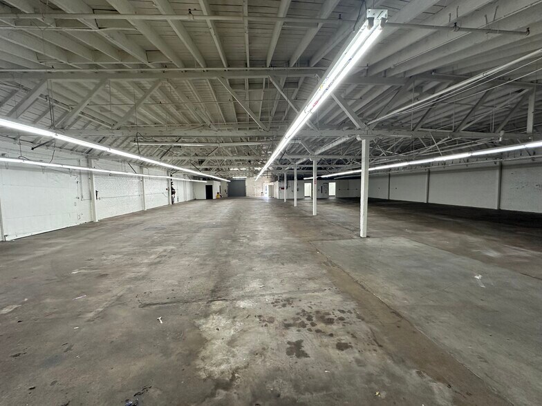 More Photos Of 1129 E 29th St, Los Angeles Warehouse For Lease