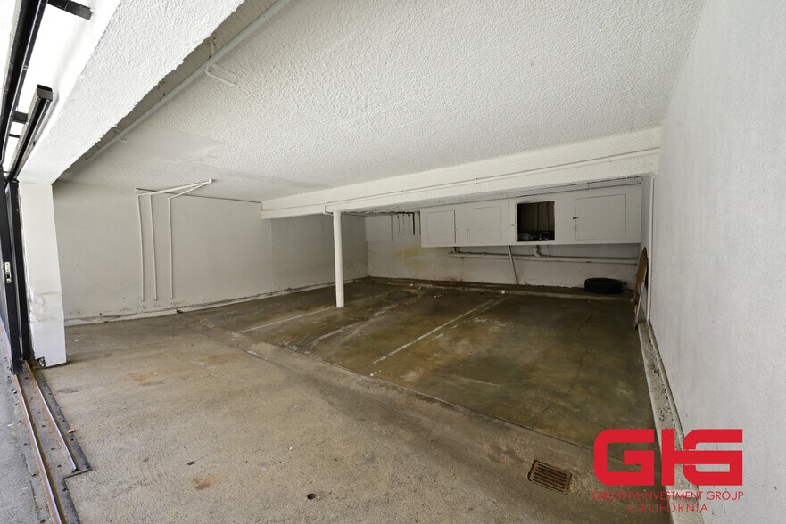 More Photos Of 1063 Justin Ave, Glendale Apartments For Sale