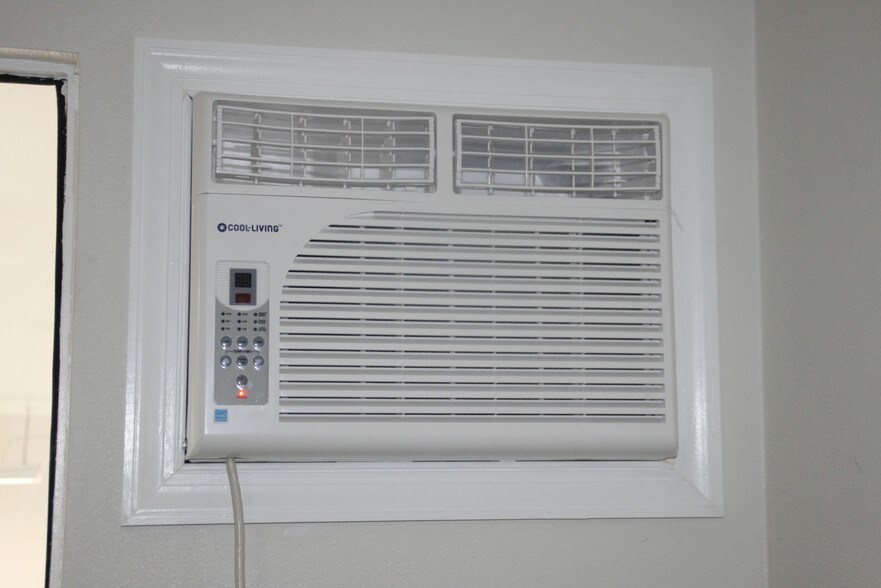 More Photos Of 25915 Senator Ave, Harbor City Warehouse For Lease