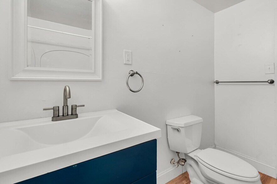 More Photos Of 1507 Sumner Ave, Charleston Office Residential For Sale