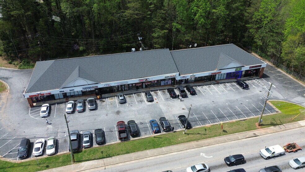 More Photos Of 414 N Hairston Rd, Stone Mountain Freestanding For Sale