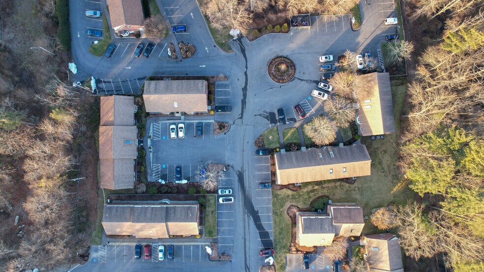 More Photos Of 175 38-39 Derby St, Hingham Medical For Lease