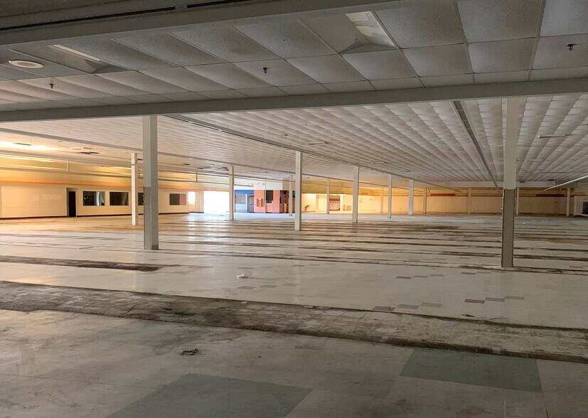 More Photos Of 120 Orlando Dr, Raritan Unknown For Lease