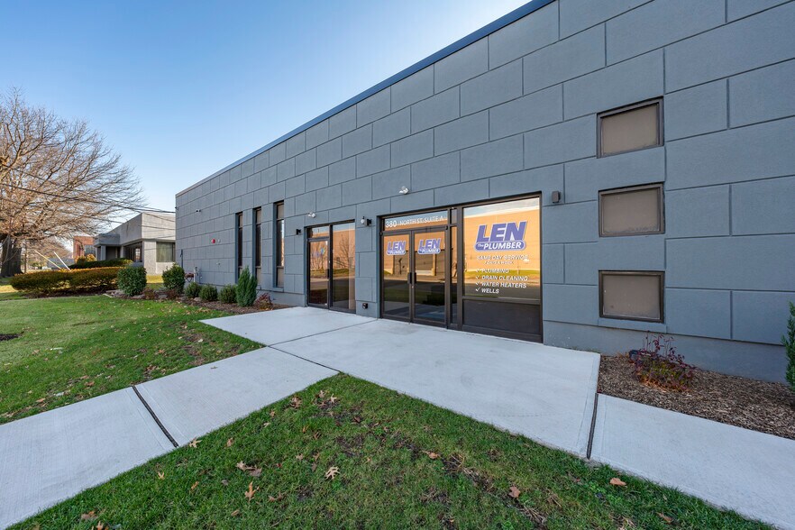 More Photos Of 380 North St, Teterboro Warehouse For Sale