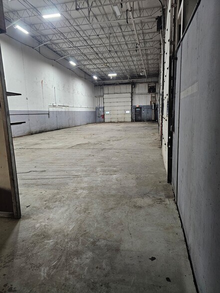 More Photos Of 8450 W 191st St, Mokena Warehouse For Lease
