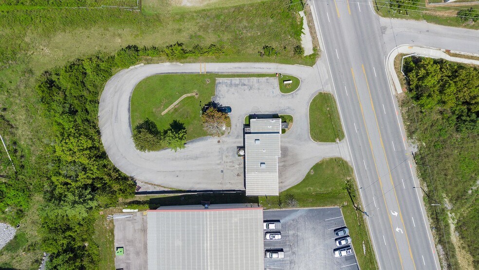 More Photos Of 3494 Dickerson Pike, Nashville Service Station For Sale