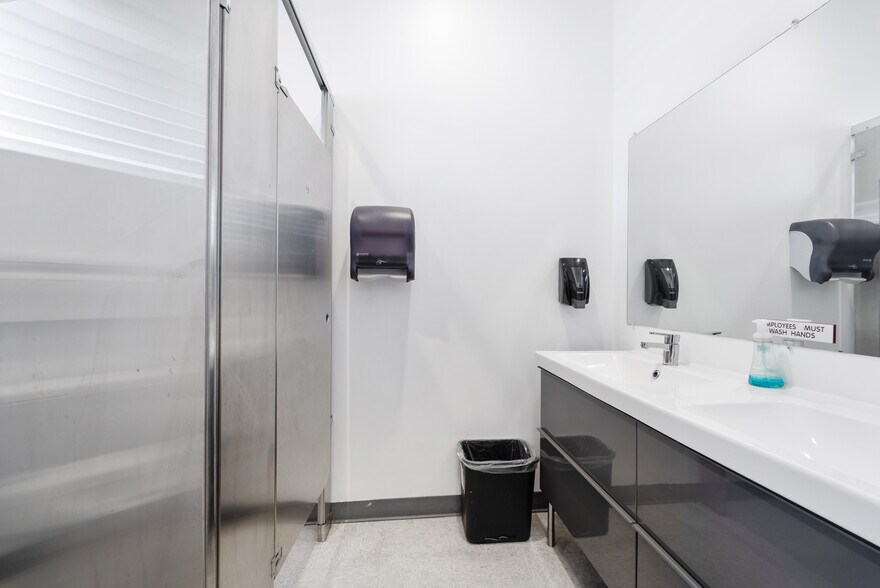 More Photos Of 8399 Edgewater Dr, Oakland Warehouse For Sale