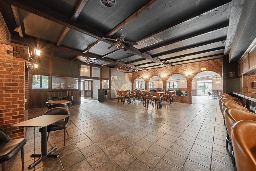 More Photos Of 2289 Saint Paul's Church Rd, Newton Restaurant For Sale