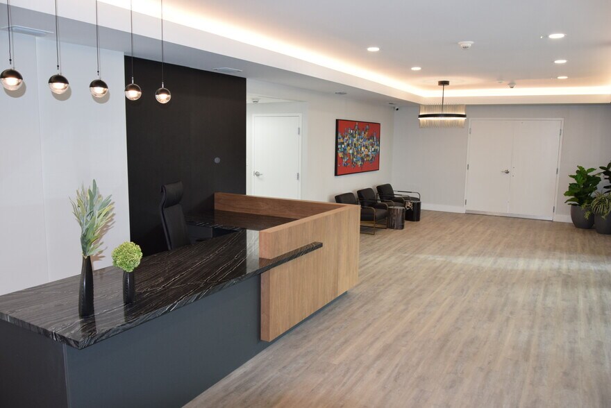 More Photos Of 630 US Highway 1, North Palm Beach Medical For Lease