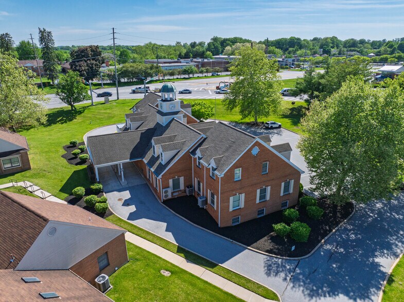 More Photos Of 1522 Mcdaniel Dr, West Chester Office For Sale