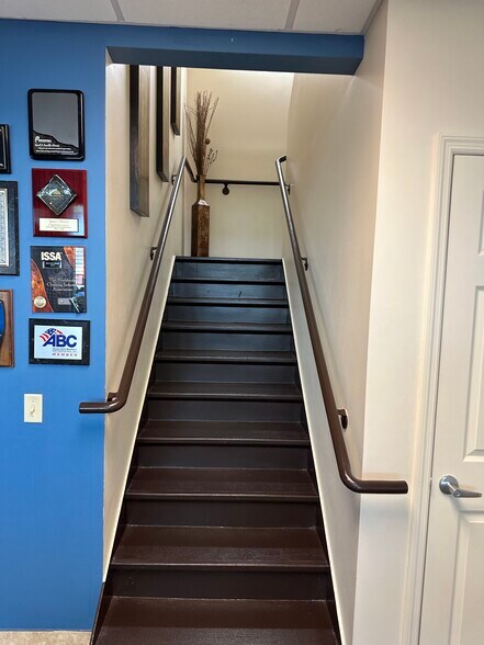 More Photos Of 10501 S Orange Ave, Orlando Light Manufacturing For Sale
