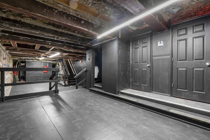 More Photos Of 54 Crosby St, New York Storefront For Lease