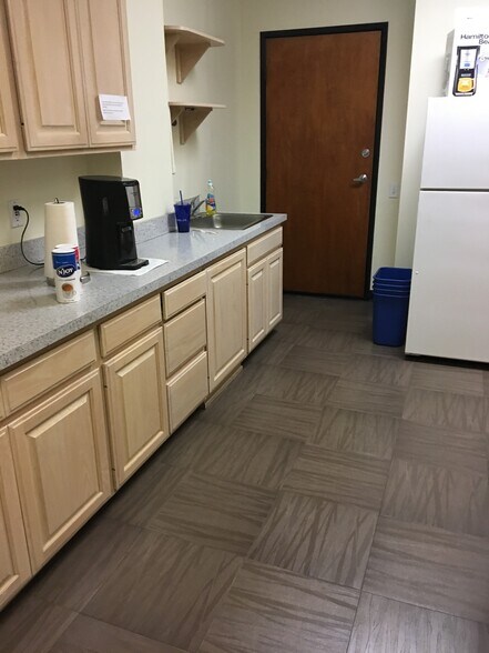 More Photos Of 3599 Cahuenga Blvd W, Los Angeles Office For Lease