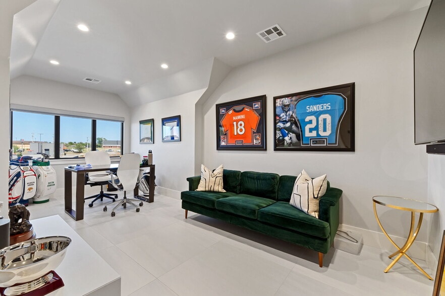 More Photos Of 16362 Muirfield Place, Edmond Medical For Sale