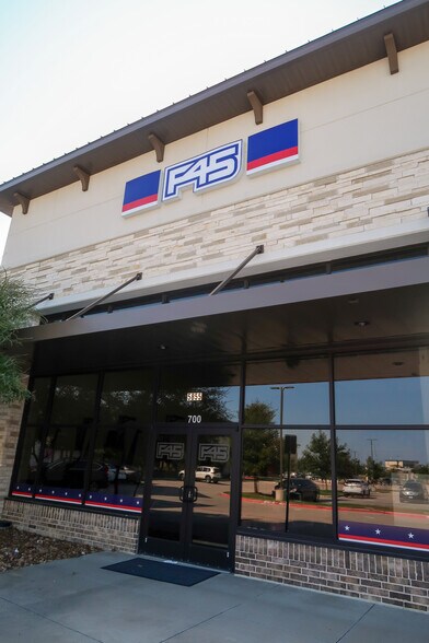 More Photos Of 5855 Preston Rd, Frisco Storefront For Sale