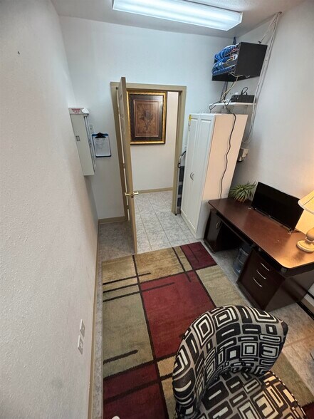 More Photos Of 1909 Indian Wells Rd, Alamogordo Loft Creative Space For Sale