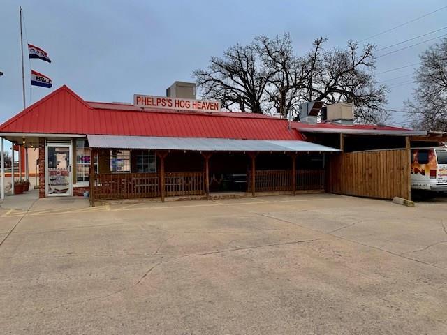 Primary Photo Of 511 W 11th St, Coffeyville Freestanding For Lease
