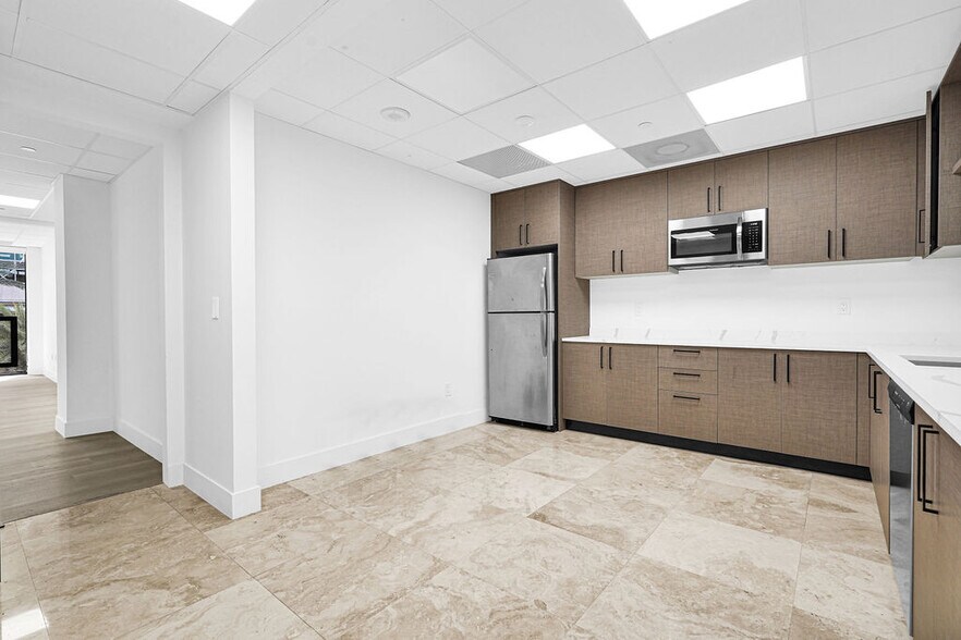 More Photos Of 1110 Brickell Ave, Miami Office Residential For Sale
