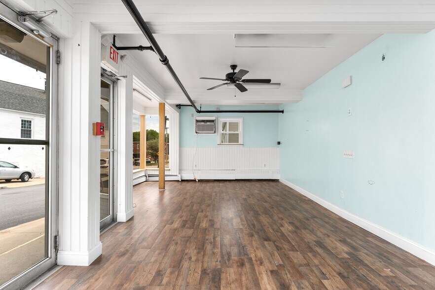 More Photos Of 27 Pike St, West Warwick Storefront Retail Residential For Sale