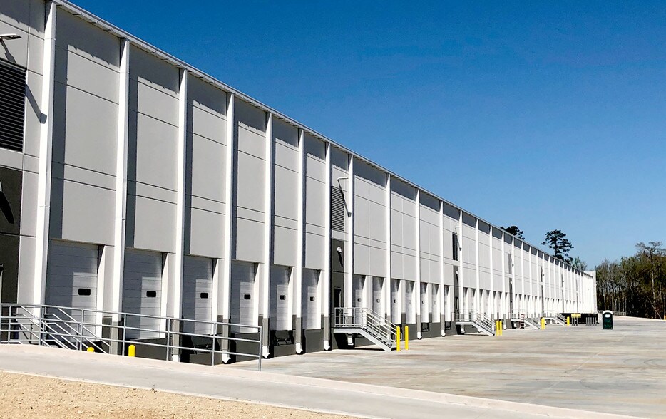 More Photos Of 110 Little Hearst Pky, Pooler Warehouse For Lease