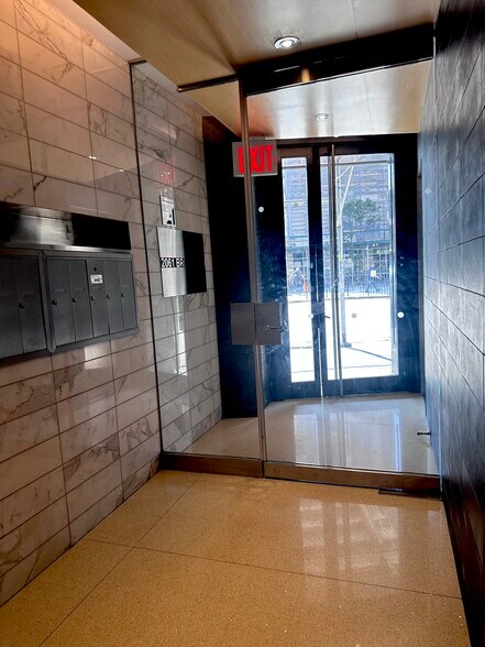 More Photos Of 2061-2065 Broadway, New York Apartments For Sale