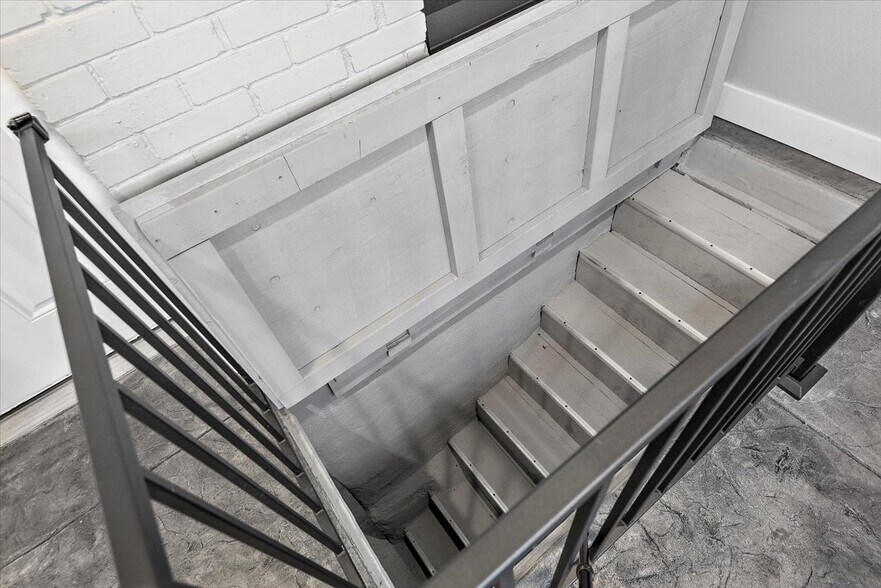 More Photos Of 813 E B St, Pueblo Specialty For Sale